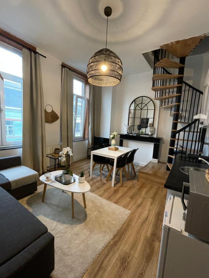 Residence Rogier Afri Mons Bagian luar foto