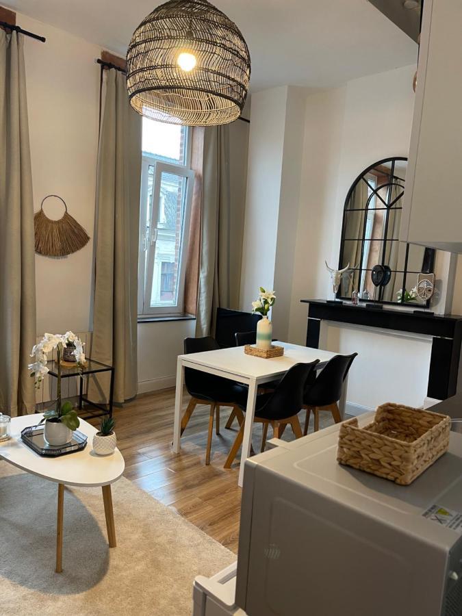 Residence Rogier Afri Mons Bagian luar foto