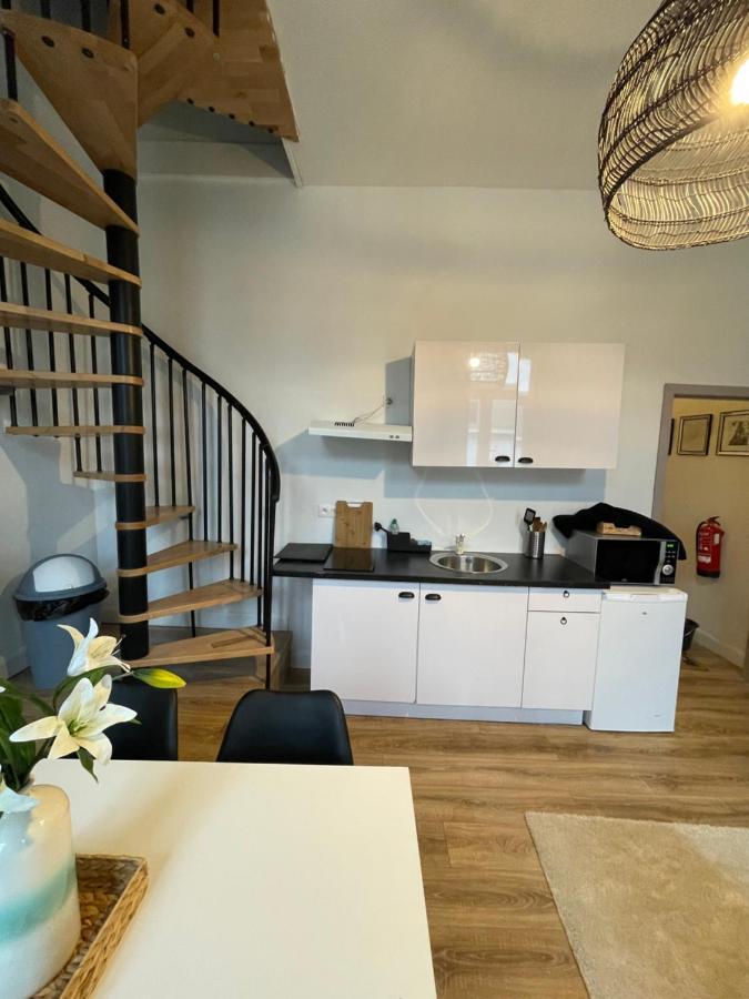 Residence Rogier Afri Mons Bagian luar foto